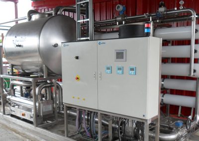 Aumentando a Produção de Bebidas Energéticas Monster™ com Tratamento Avançado de Água