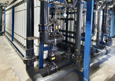 Planta de Tratamiento de Agua de Pozo y Purgas de Torres en Central de Generación de Energía